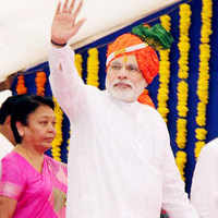 Check out our latest images of <i class="tbold">bjp pm candidate</i>