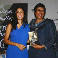 New pictures of <i class="tbold">fatima bhutto</i>