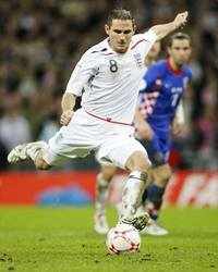 New pictures of <i class="tbold">frank lampard</i>