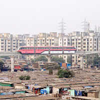 New pictures of <i class="tbold">mumbai monorail</i>