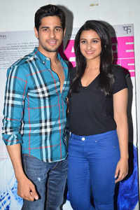 Parineeti, Sidharth promote <i class="tbold">hasee toh phasee</i>