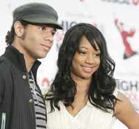New pictures of <i class="tbold">'high school musical'</i>