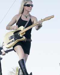 New pictures of <i class="tbold">stagecoach country music festival</i>