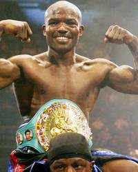 New pictures of <i class="tbold">timothy bradley</i>