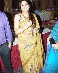 New pictures of <i class="tbold">love marriage zindabad party</i>