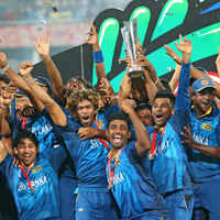 Check out our latest images of <i class="tbold">sri lankan t20 team</i>