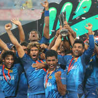 See the latest photos of <i class="tbold">sri lankan t20 team</i>