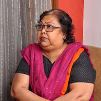 Click here to see the latest images of <i class="tbold">chanda dutt</i>
