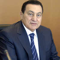 New pictures of <i class="tbold">egypt court</i>