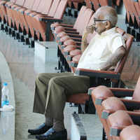 Madhav Mantri, India's oldest <i class="tbold">test cricket</i>er, dead at 92