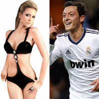 Click here to see the latest images of <i class="tbold">ozil</i>