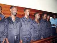 New pictures of <i class="tbold">somali pirates</i>