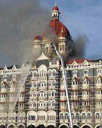 <i class="tbold">mumbai attack</i>s: 101 dead