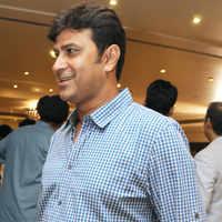 New pictures of <i class="tbold">subroto banerjee</i>