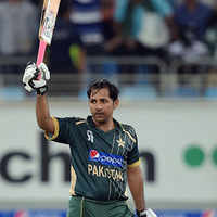 Click here to see the latest images of <i class="tbold">sarfraz ahmed</i>