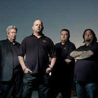 See the latest photos of <i class="tbold">pawn stars</i>