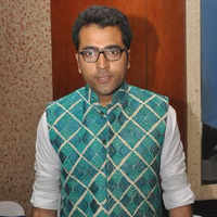 Check out our latest images of <i class="tbold">byomkesh phire elo</i>