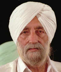 Trending photos of <i class="tbold">beant singh</i> on TOI today