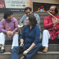 Trending photos of <i class="tbold">shankar lal music festival</i> on TOI today