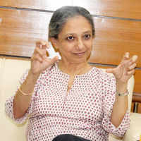 New pictures of <i class="tbold">censor board chief</i>