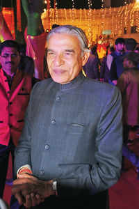 Check out our latest images of <i class="tbold">pawan kumar bansal</i>
