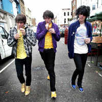 See the latest photos of <i class="tbold">klaxons</i>