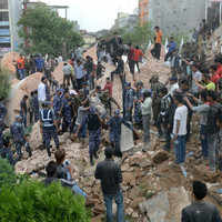 See the latest photos of <i class="tbold">earthquake north india</i>