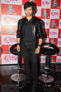 New pictures of <i class="tbold">singing reality show the voice india</i>