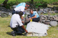 New pictures of <i class="tbold">malaysia airlines flight</i>