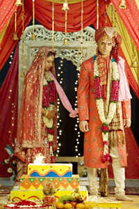 See the latest photos of <i class="tbold">hindu marriages</i>