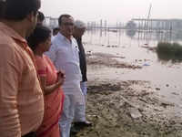 Check out our latest images of <i class="tbold">yamuna chhath</i>