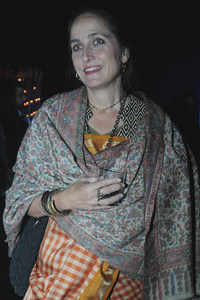 Check out our latest images of <i class="tbold">jaipur lit fest 2012</i>