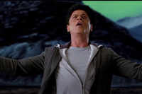 WATCH: SRK himself in '<i class="tbold">gerua</i>' spoof