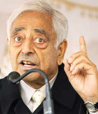 Trending photos of <i class="tbold">mohammad sayeed</i> on TOI today