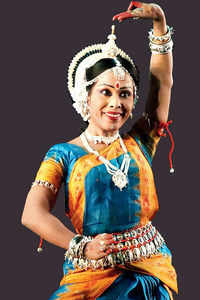 Trending photos of <i class="tbold">odissi dance</i> on TOI today