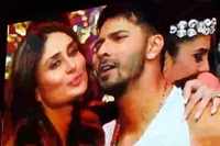 WATCH: Kareena Kapoor Khan kisses Varun Dhawan at <i class="tbold">toifa 2016</i>