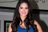 Sunny Leone's 'no kissing' clause stuns filmmakers