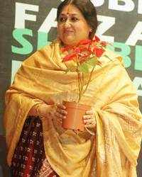 Trending photos of <i class="tbold">subha mudgal</i> on TOI today
