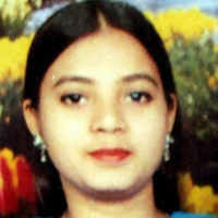 Check out our latest images of <i class="tbold">ishrat jahan</i>