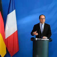 Check out our latest images of <i class="tbold">francois hollande</i>
