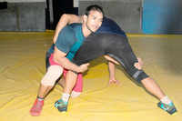 Click here to see the latest images of <i class="tbold">narsingh yadav</i>
