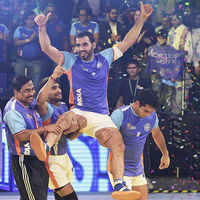 New pictures of <i class="tbold">inaugural kabaddi world cup</i>