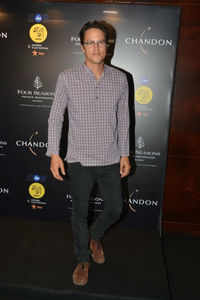 Check out our latest images of <i class="tbold">cary fukunaga</i>