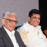 Check out our latest images of <i class="tbold">piyush goyal</i>