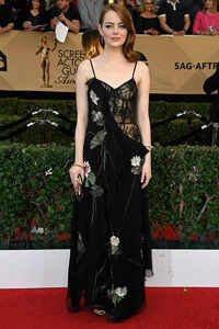 New pictures of <i class="tbold">18th screen actors guild awards</i>