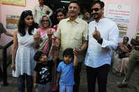 New pictures of <i class="tbold">bmc elections</i>