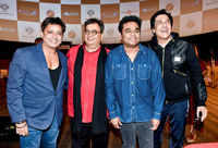 Sukhwinder Singh, Subhash Ghai, A R Rahman and Shiamak Davar