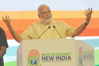 New pictures of <i class="tbold">narendra modi speech</i>