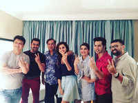 Varun Dhawan, Jacqueline Fernandez, Taapsee Pannu and David Dhawan are all smiles as Salman Khan joins the cast of ‘Judwaa 2’ for a cameo