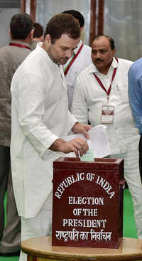 Rahul Gandhi casts his vote to elect the next Indian President